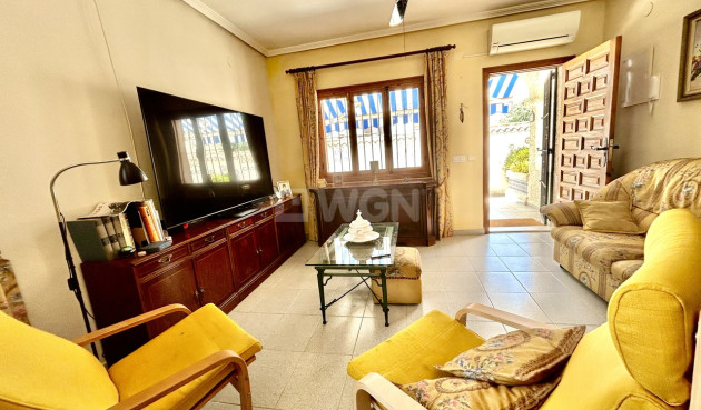 Resale - Villa - La Zenia - Costa Blanca