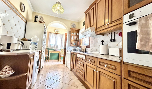 Resale - Villa - La Zenia - Costa Blanca