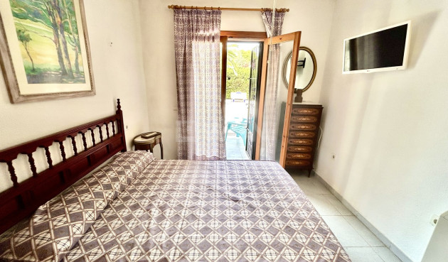 Resale - Villa - La Zenia - Costa Blanca