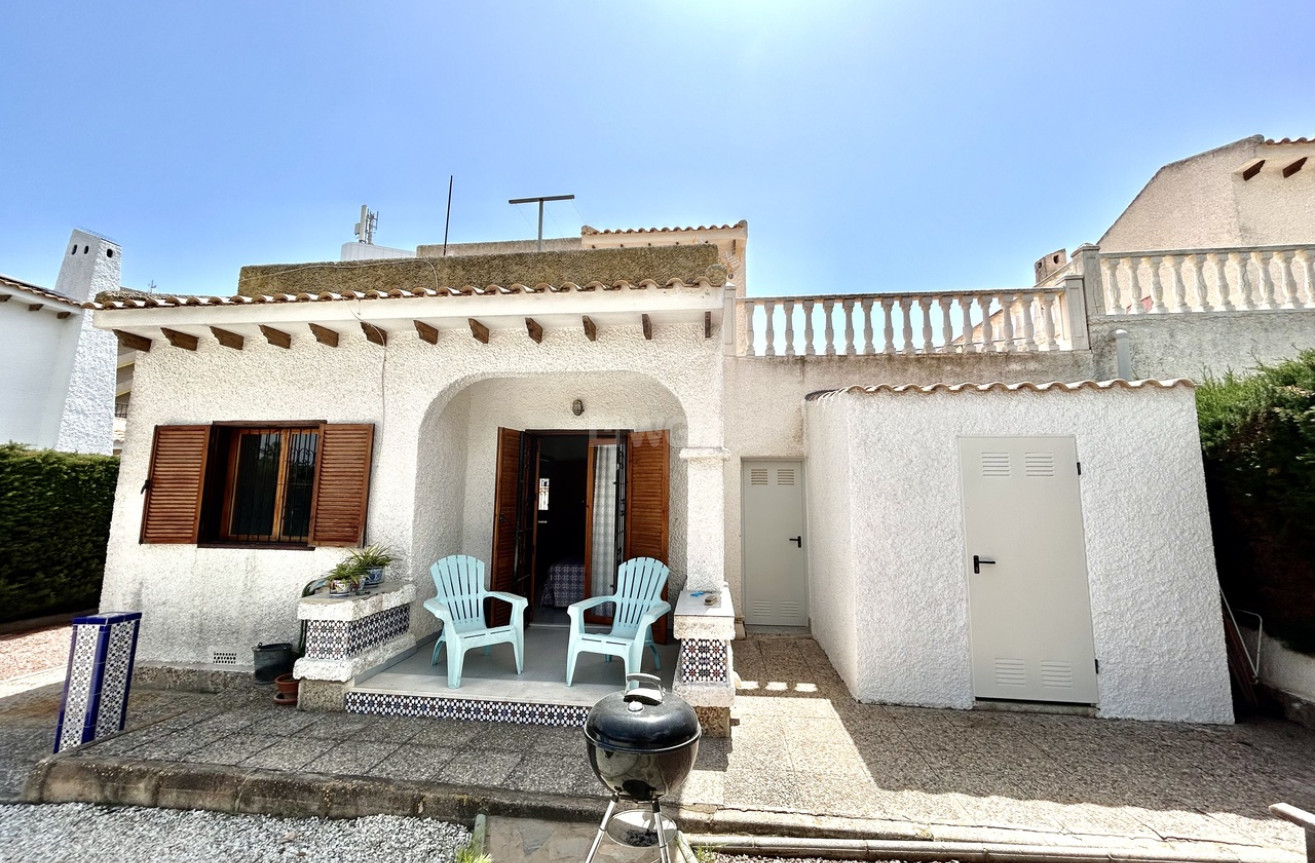 Resale - Villa - La Zenia - Costa Blanca