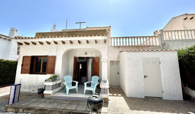 Resale - Villa - La Zenia - Costa Blanca