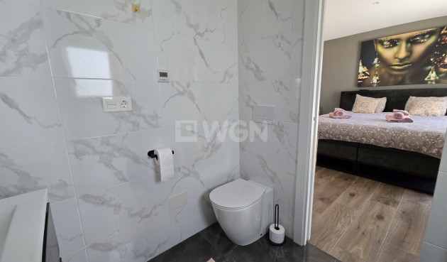 Odsprzedaż - Villa - Los Montesinos - Costa Blanca