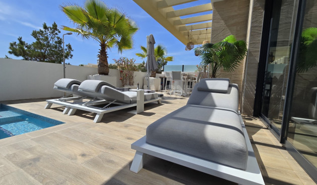 Odsprzedaż - Villa - Los Montesinos - Costa Blanca