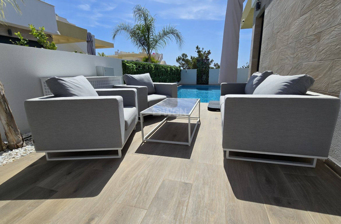 Odsprzedaż - Villa - Los Montesinos - Costa Blanca