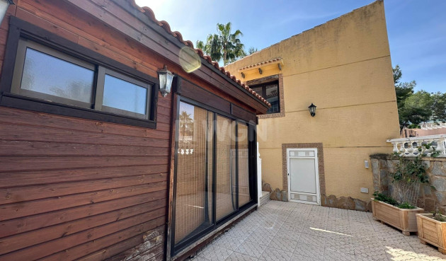 Resale - Villa - Torrevieja - Los Balcones - Los Altos del Edén