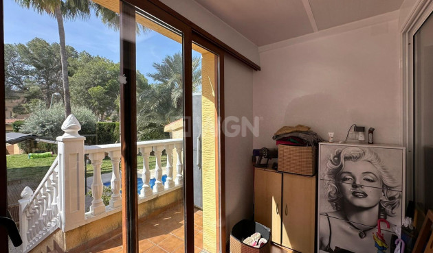 Resale - Villa - Torrevieja - Los Balcones - Los Altos del Edén