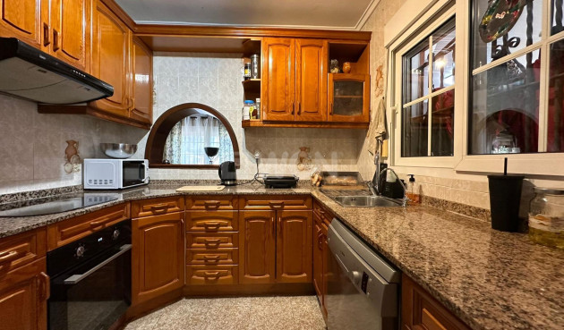 Resale - Villa - Torrevieja - Los Balcones - Los Altos del Edén