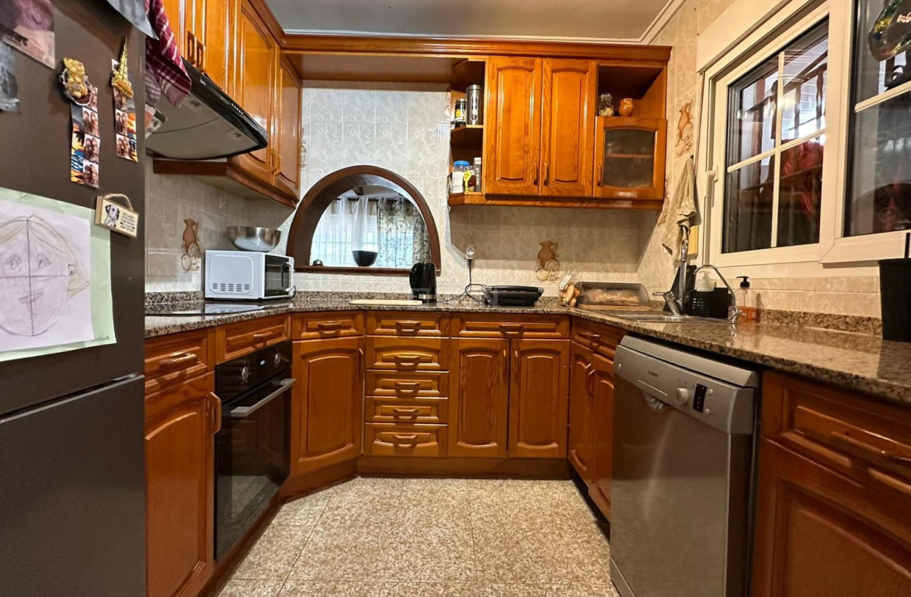 Resale - Villa - Torrevieja - Los Balcones - Los Altos del Edén