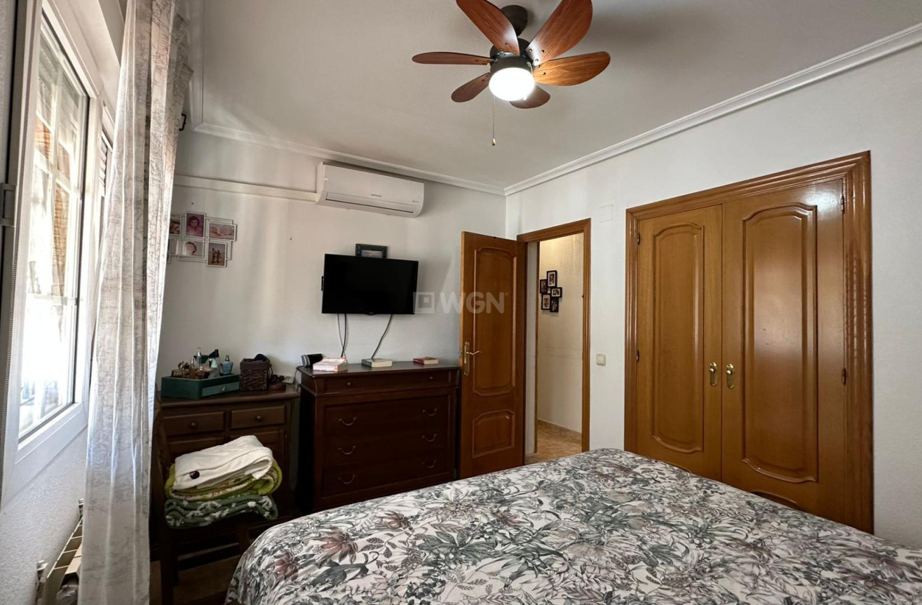 Resale - Villa - Torrevieja - Los Balcones - Los Altos del Edén