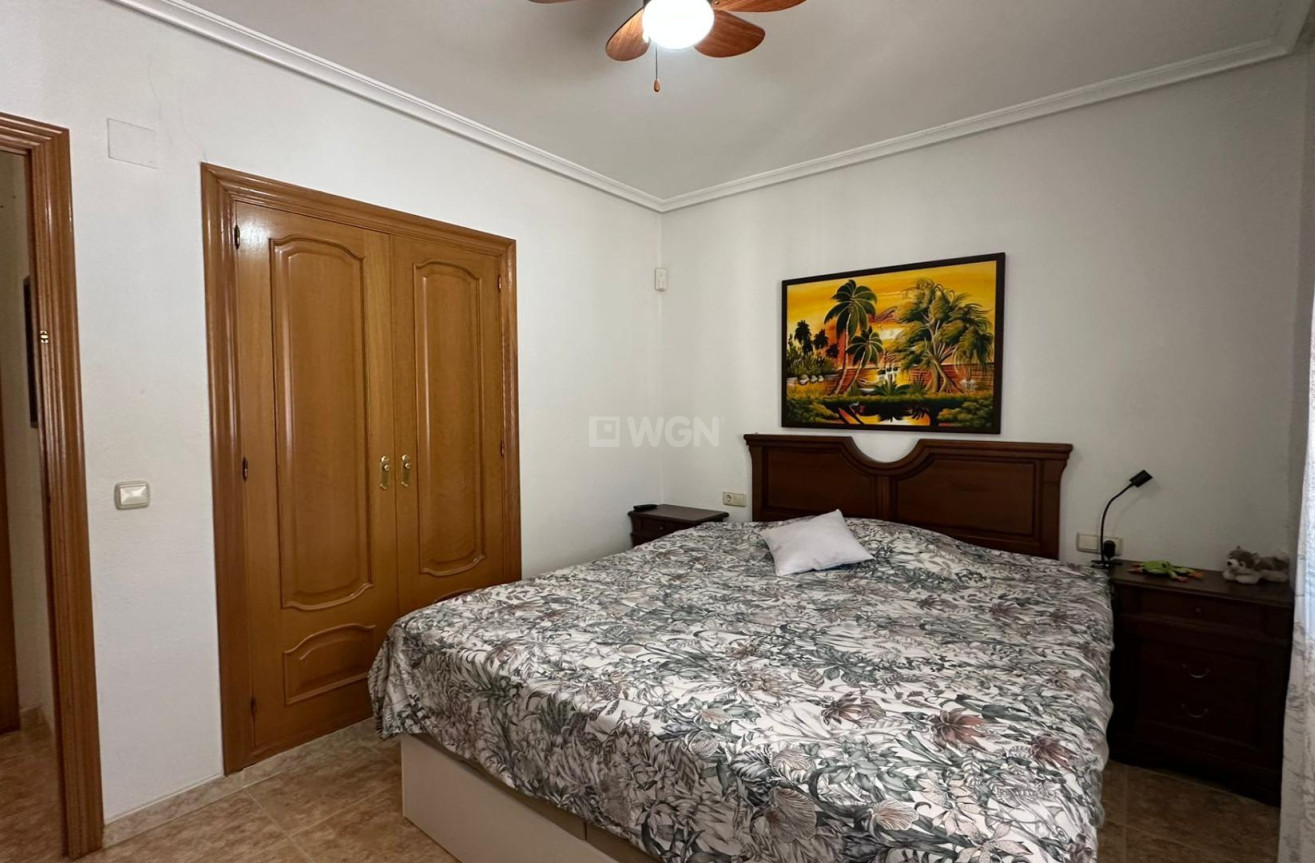 Resale - Villa - Torrevieja - Los Balcones - Los Altos del Edén