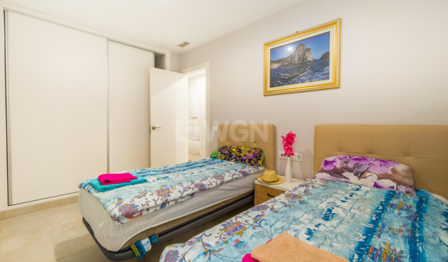 Odsprzedaż - Mieszkanie w bloku - Torrevieja - Estacion De Autobuses