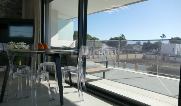 Odsprzedaż - Mieszkanie w bloku - Dehesa de Campoamor - Costa Blanca