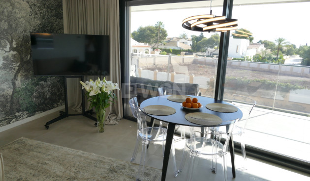 Odsprzedaż - Mieszkanie w bloku - Dehesa de Campoamor - Costa Blanca