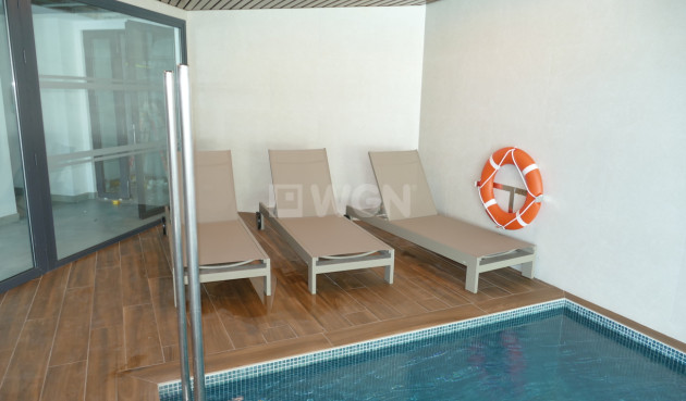 Odsprzedaż - Mieszkanie w bloku - Dehesa de Campoamor - Costa Blanca