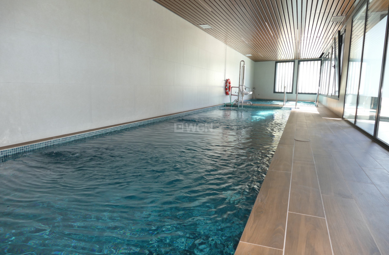 Odsprzedaż - Mieszkanie w bloku - Dehesa de Campoamor - Costa Blanca