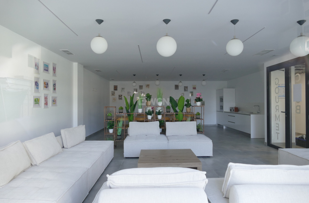 Odsprzedaż - Mieszkanie w bloku - Dehesa de Campoamor - Costa Blanca