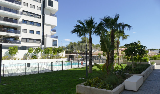 Odsprzedaż - Mieszkanie w bloku - Dehesa de Campoamor - Costa Blanca
