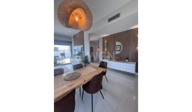 Odsprzedaż - Villa - Villamartin - Costa Blanca