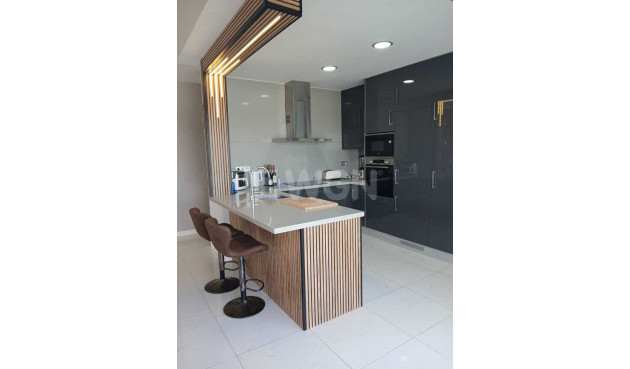 Odsprzedaż - Villa - Villamartin - Costa Blanca