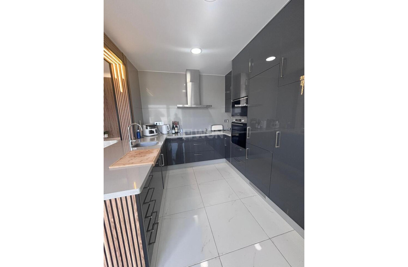 Odsprzedaż - Villa - Villamartin - Costa Blanca