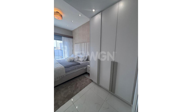 Odsprzedaż - Villa - Villamartin - Costa Blanca