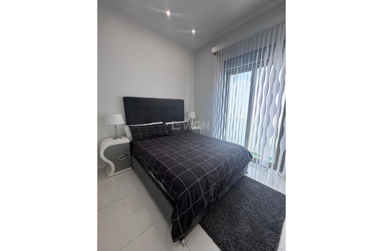 Odsprzedaż - Villa - Villamartin - Costa Blanca