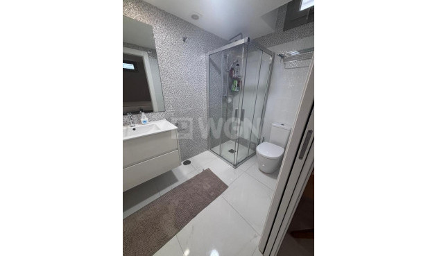 Odsprzedaż - Villa - Villamartin - Costa Blanca