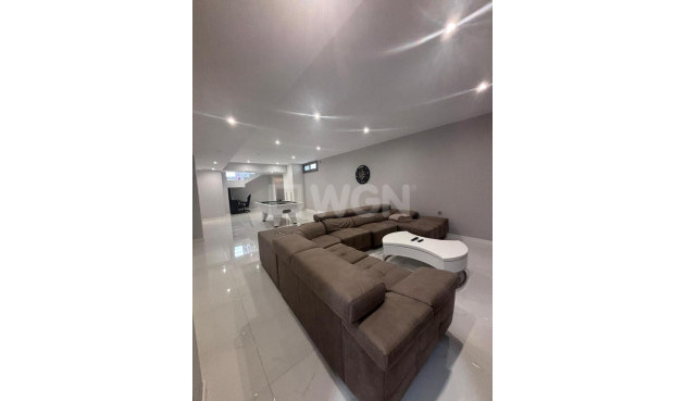 Odsprzedaż - Villa - Villamartin - Costa Blanca