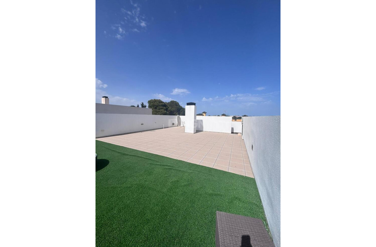 Odsprzedaż - Villa - Villamartin - Costa Blanca