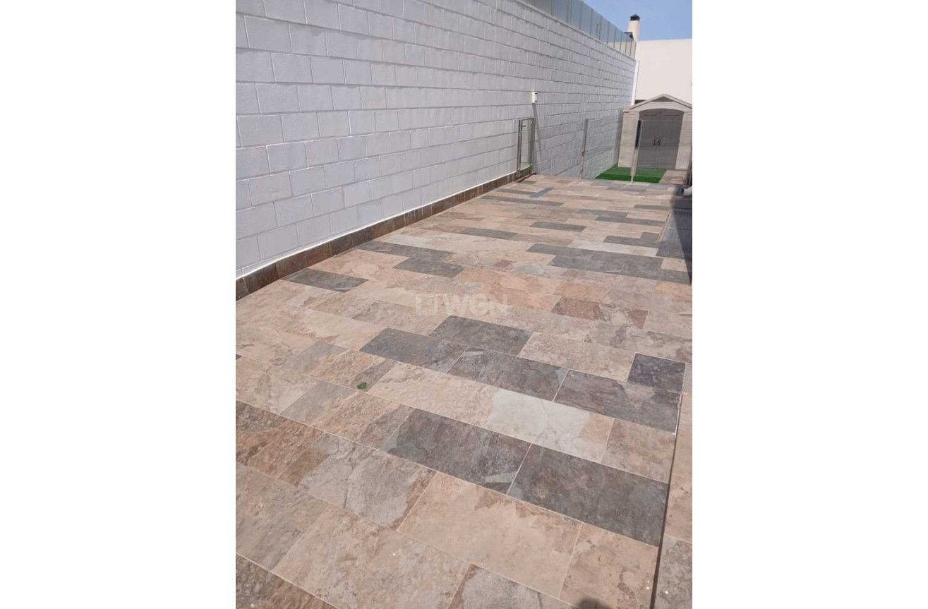 Odsprzedaż - Villa - Villamartin - Costa Blanca