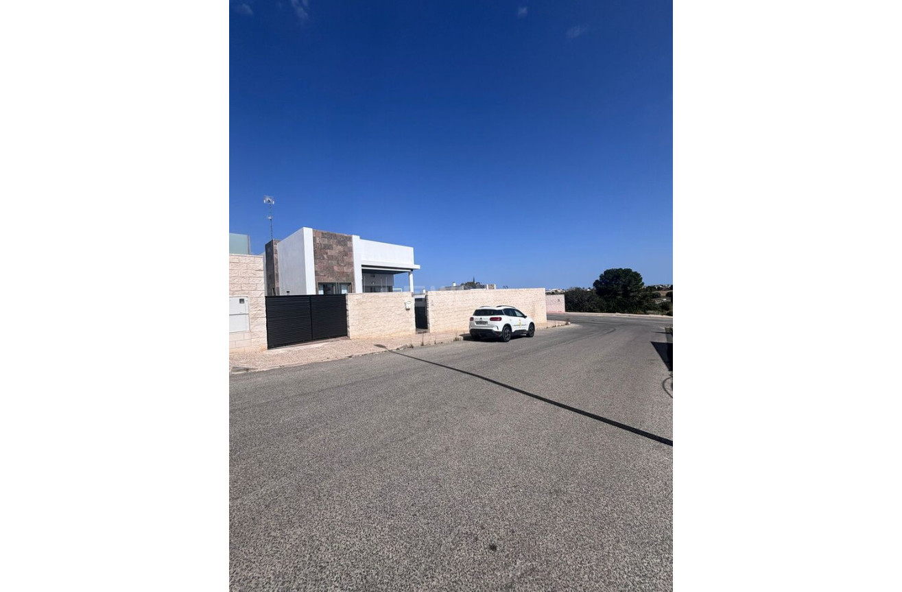 Odsprzedaż - Villa - Villamartin - Costa Blanca