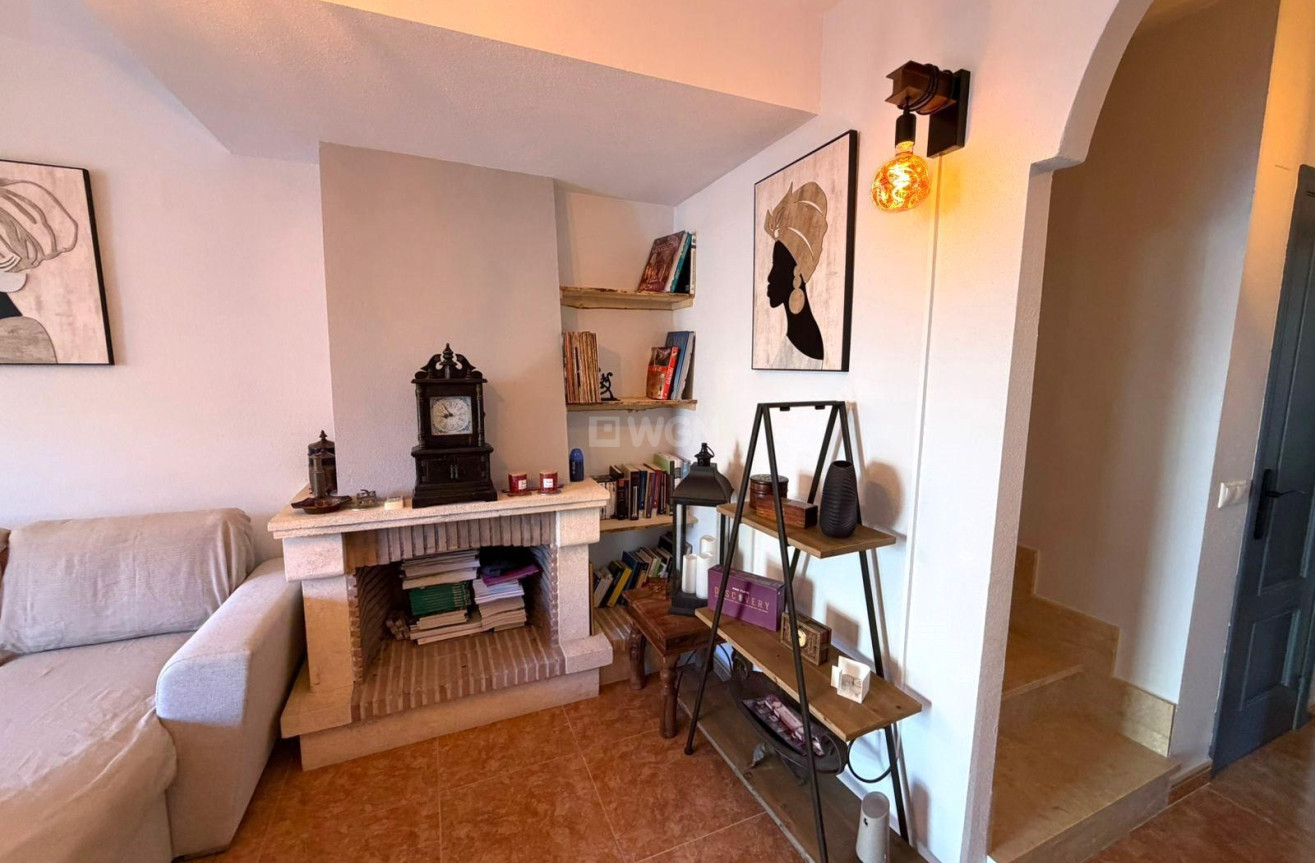 Odsprzedaż - Villa - Orihuela Costa - Villamartín