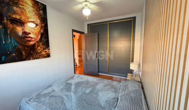 Odsprzedaż - Villa - Orihuela Costa - Villamartín