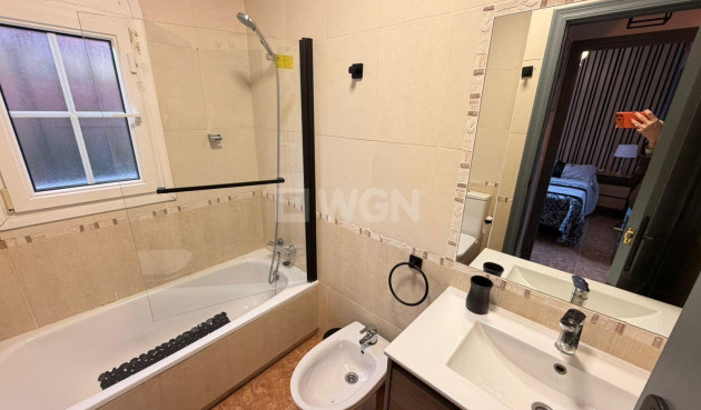 Odsprzedaż - Villa - Orihuela Costa - Villamartín