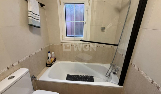 Odsprzedaż - Villa - Orihuela Costa - Villamartín