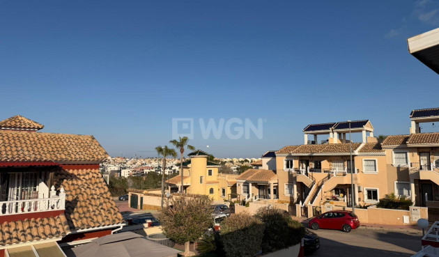 Odsprzedaż - Villa - Orihuela Costa - Villamartín