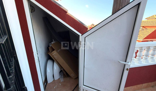 Odsprzedaż - Villa - Orihuela Costa - Villamartín