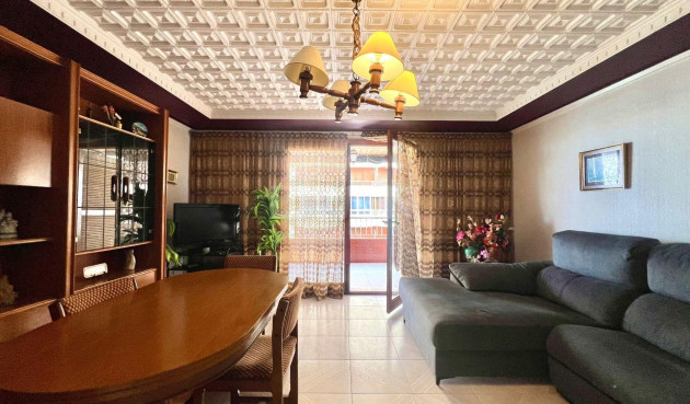 Odsprzedaż - Mieszkanie w bloku - Torrevieja - Acequion