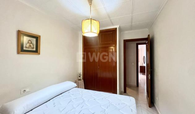 Odsprzedaż - Mieszkanie w bloku - Torrevieja - Acequion