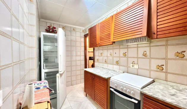 Odsprzedaż - Mieszkanie w bloku - Torrevieja - Acequion