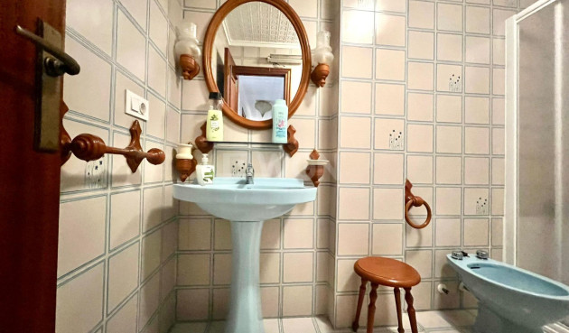 Odsprzedaż - Mieszkanie w bloku - Torrevieja - Acequion