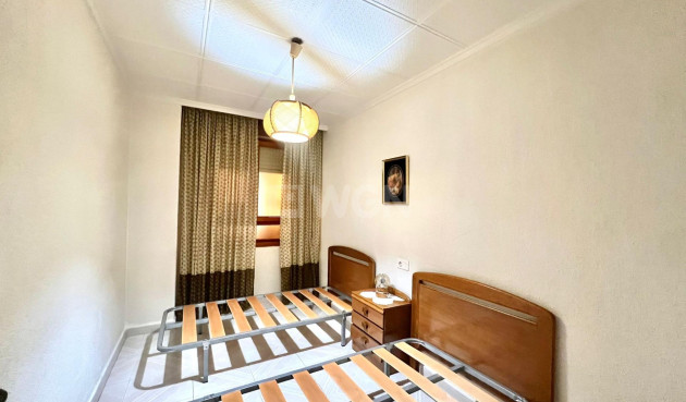 Odsprzedaż - Mieszkanie w bloku - Torrevieja - Acequion