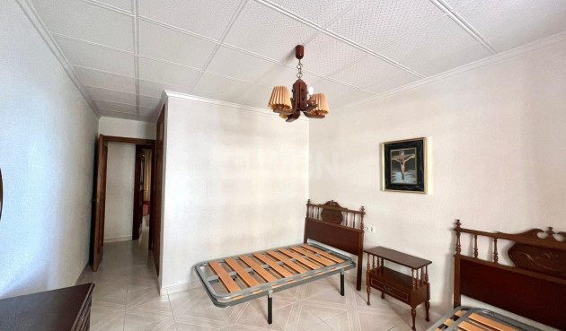 Odsprzedaż - Mieszkanie w bloku - Torrevieja - Acequion