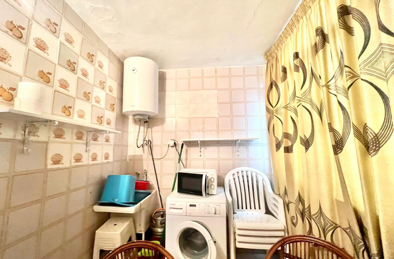 Odsprzedaż - Mieszkanie w bloku - Torrevieja - Acequion