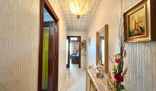 Odsprzedaż - Mieszkanie w bloku - Torrevieja - Acequion