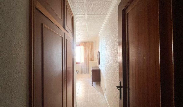 Odsprzedaż - Mieszkanie w bloku - Torrevieja - Acequion