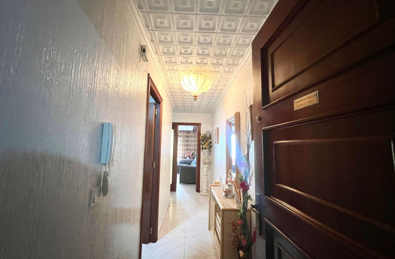 Odsprzedaż - Mieszkanie w bloku - Torrevieja - Acequion