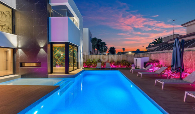 Reventa - Villa - Torrevieja - Torreta Florida