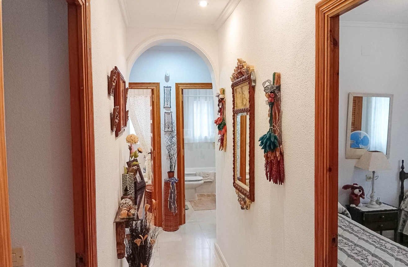 Odsprzedaż - Villa - Torrevieja - La Siesta