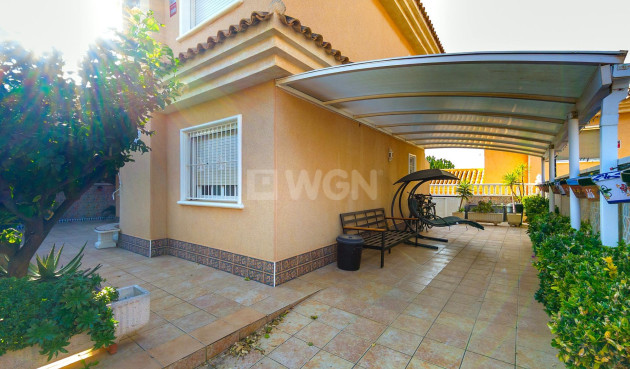 Odsprzedaż - Villa - Torrevieja - Los Balcones - Los Altos del Edén